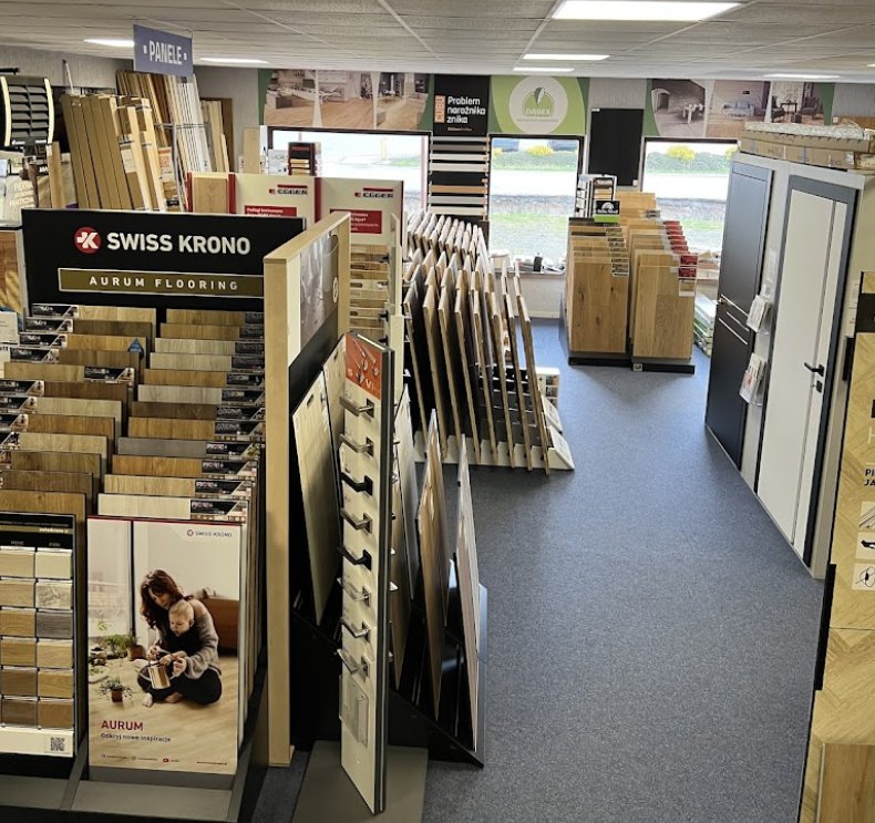 wystawa sklepowa, panele laminowane w Kluczborku