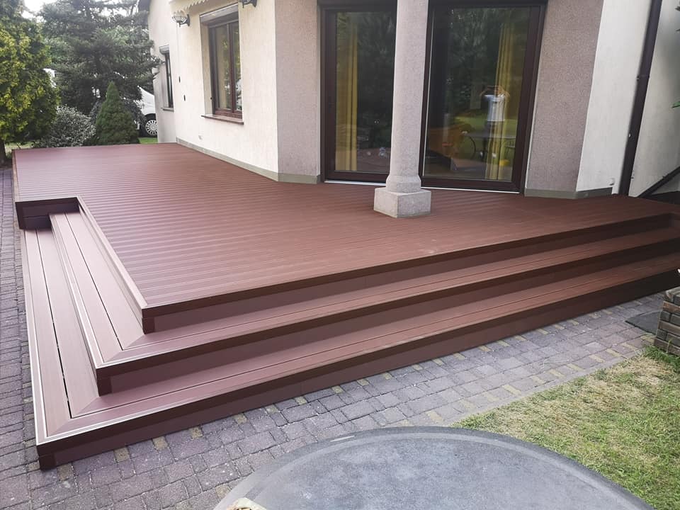 Deski tarasowe, kompozytowe lub drewniane